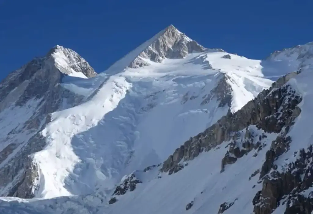 Image of Gasherbrum II Peak - Scaling Expedition of Gasherbrum II
