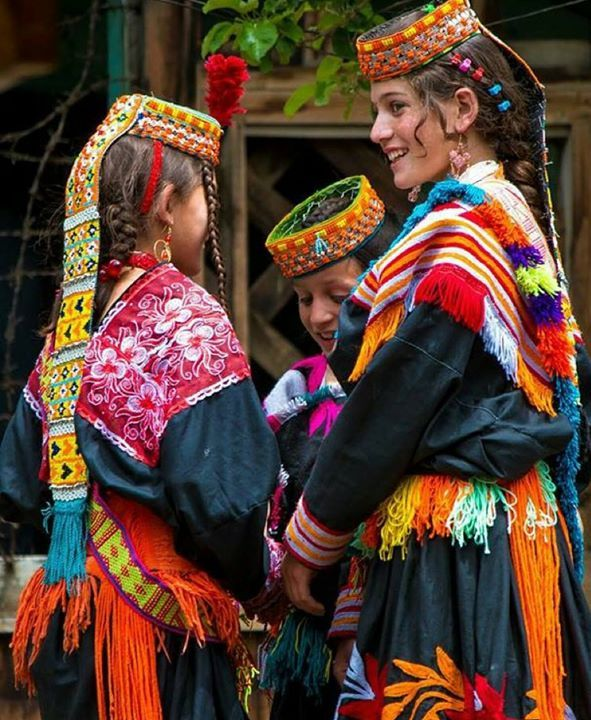 Kelash Girls in traditional dress - A visit to Kelash Valley